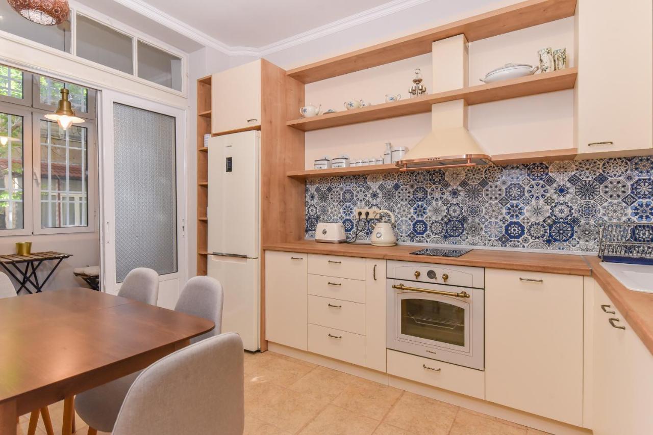 Spacious Vintage 2Br, 2Bath Apartment By Flat Mаnager Sofia Exterior photo