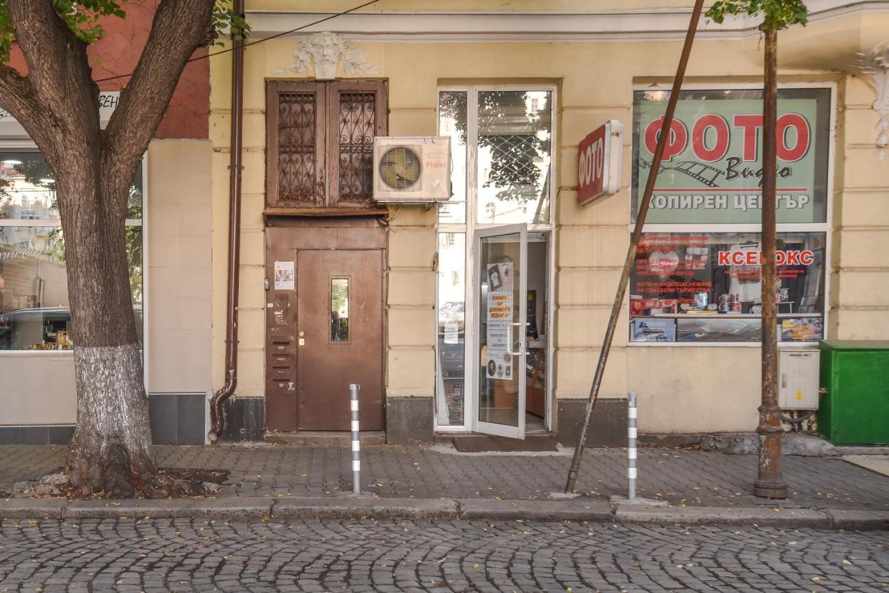 Spacious Vintage 2Br, 2Bath Apartment By Flat Mаnager Sofia Exterior photo